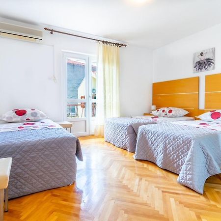 City Apartment 4 & 6 Макарска Экстерьер фото