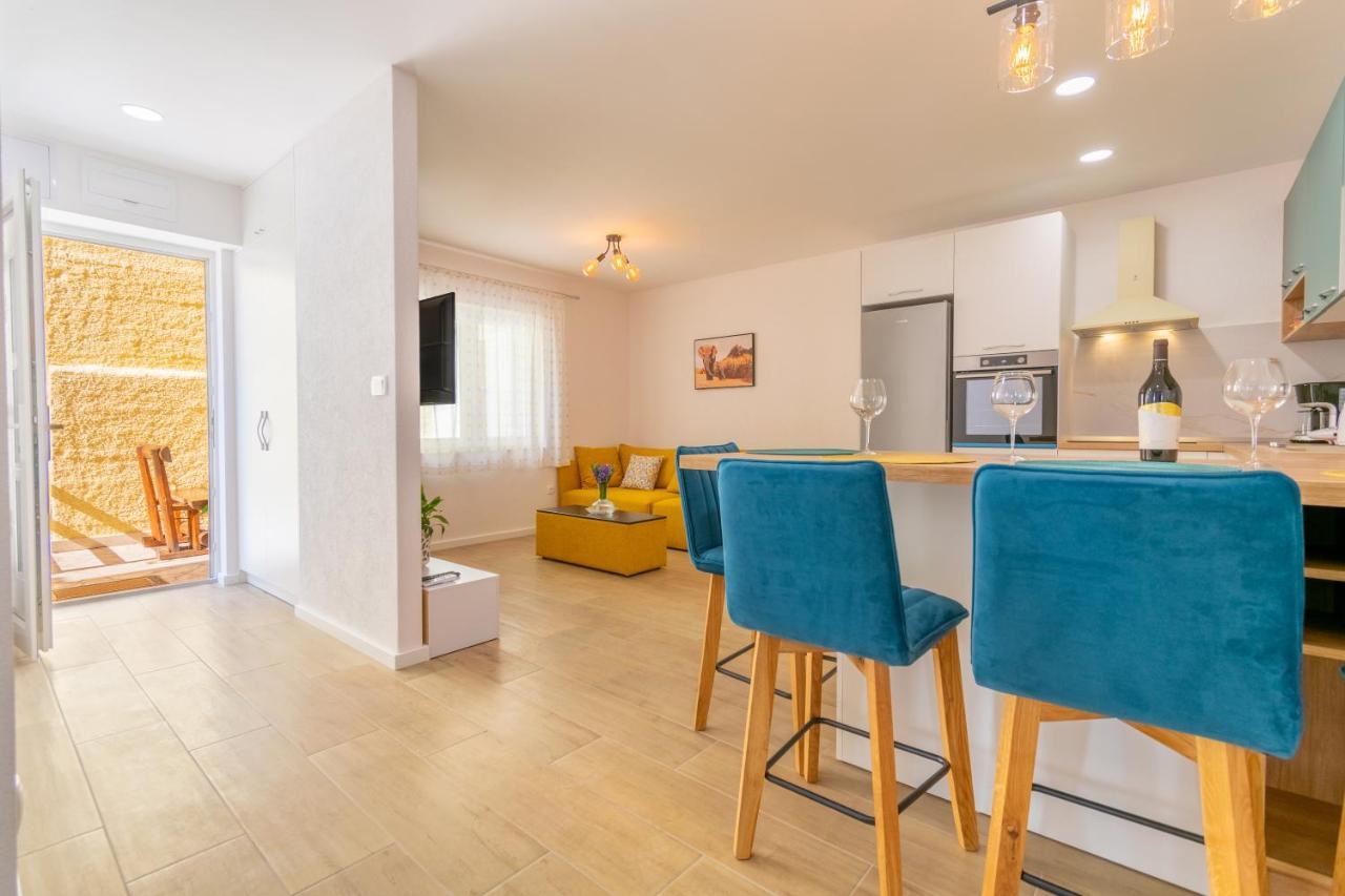 City Apartment 4 & 6 Макарска Экстерьер фото