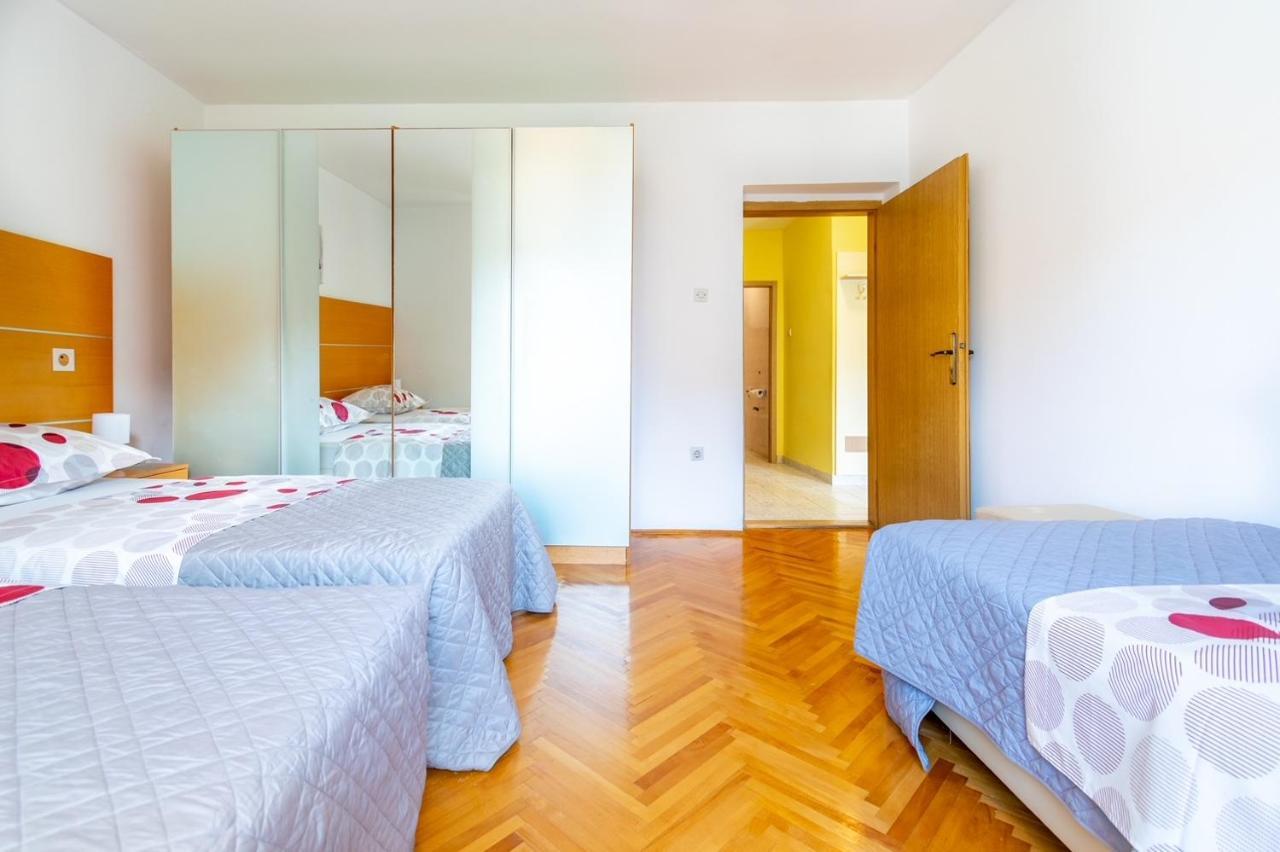 City Apartment 4 & 6 Макарска Экстерьер фото